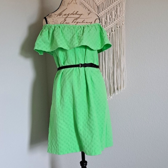 Crown & Ivy Bold Textured Summer Dress - Picture 2 of 9